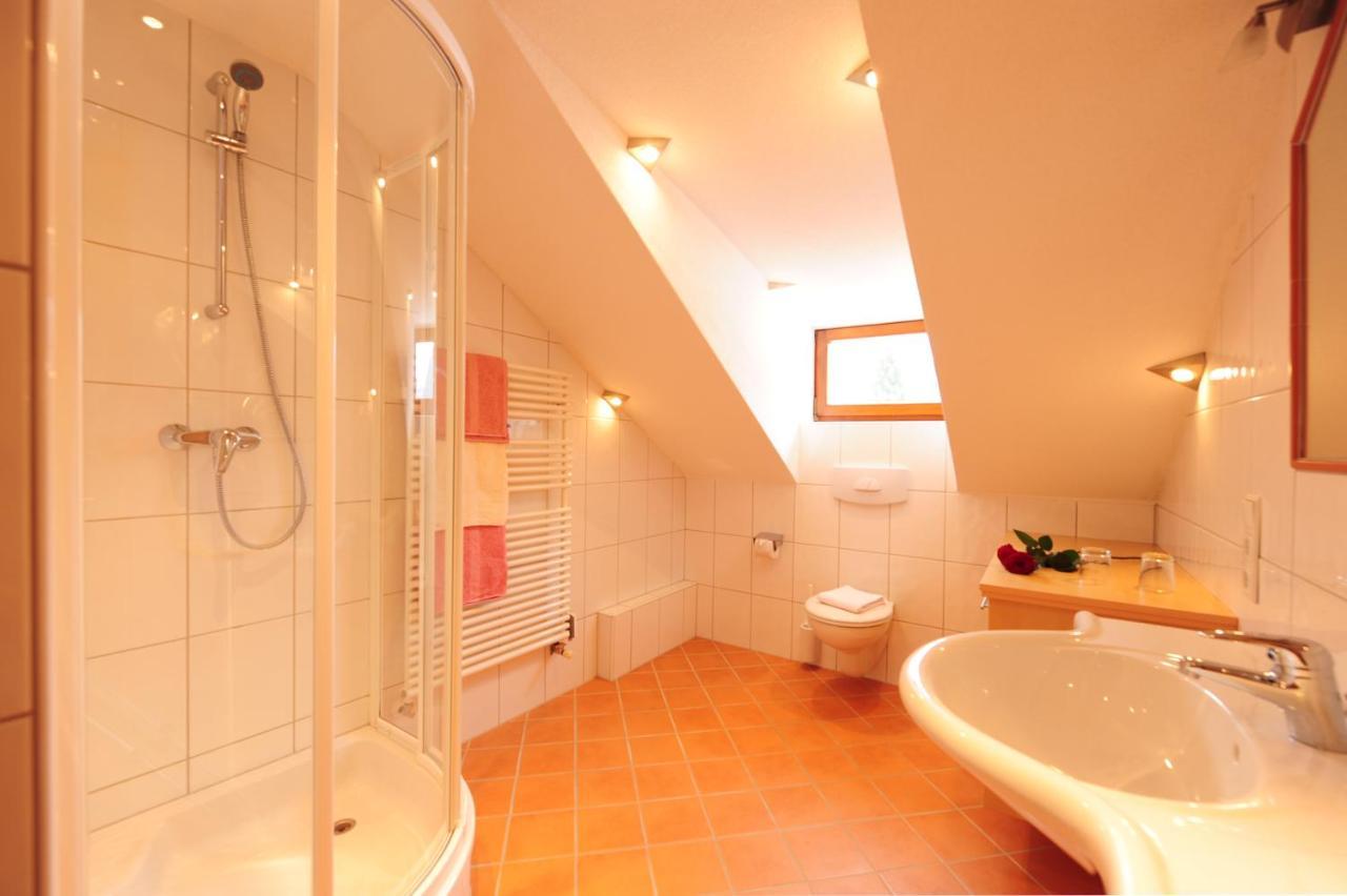 Bed and Breakfast Haus Enzian St. Anton am Arlberg Zimmer foto