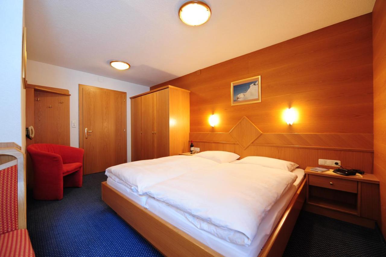 Bed and Breakfast Haus Enzian St. Anton am Arlberg Zimmer foto