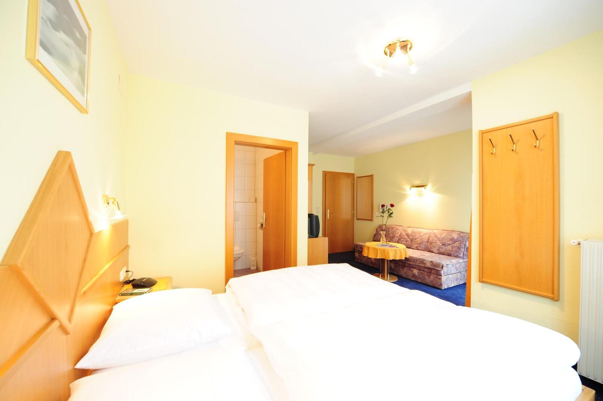 Bed and Breakfast Haus Enzian St. Anton am Arlberg Exterior foto
